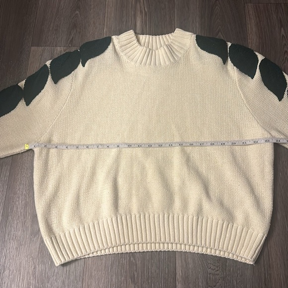 Harkel Beige Green Leaf Jumper Embroidered Soft Knit Size US 12 - Picture 2 of 7